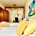 Housingleón - Conde Duplex con garaje gratuito
